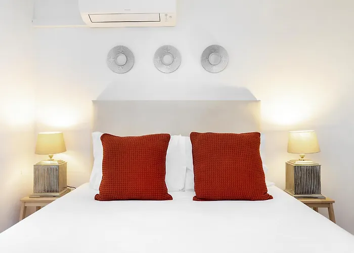 Whome Serenity: Entrecampos Terrace Haven Lisboa