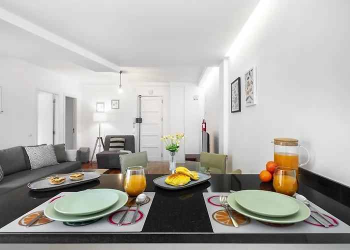 Whome Serenity: Entrecampos Terrace Haven